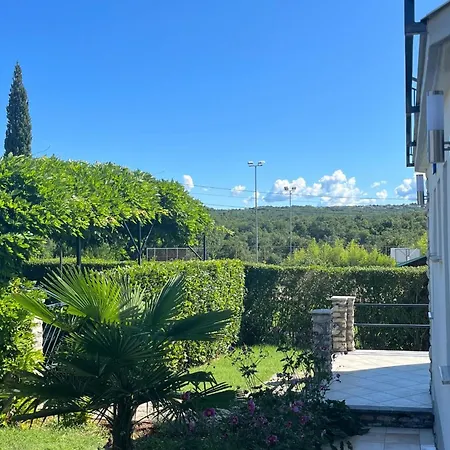 Apartment Mirna In Tar Tar-Vabriga