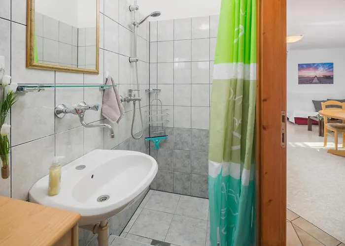 Mirna In Tar Tar-Vabriga